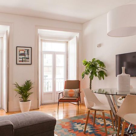 Cozy 1St Floor Flat Central Chiado District With Balconies And Ac 19Th Century Building Lissabon Exterior foto